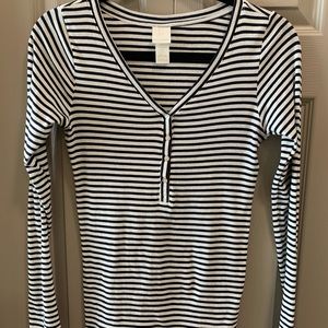 H&M Button front striped Henley (like new)